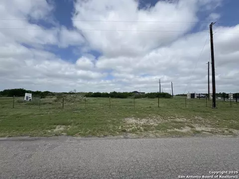 21 Legend Hls, Uvalde, TX 78801