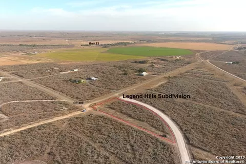 60 Legend Hls, Uvalde, TX 78801