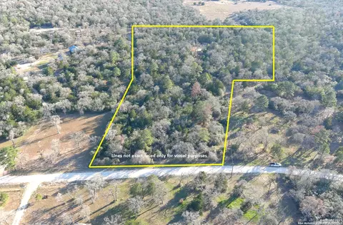 3100 Chuckwagon Rd, Luling, TX 78648 photo 9