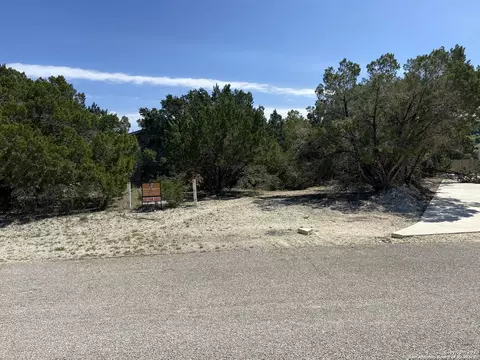 0 Diamondhead, Canyon Lake, TX 78133
