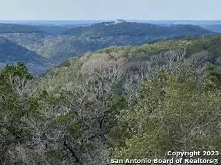 224 Private Road 1717, Mico, TX 78056