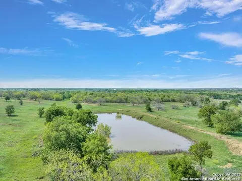 View/Area - 16547 E Gable Rd, Saint Hedwig, TX 78152 photo 5 of 7