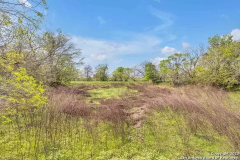 Other - 16547 E Gable Rd, Saint Hedwig, TX 78152 photo 3 of 20