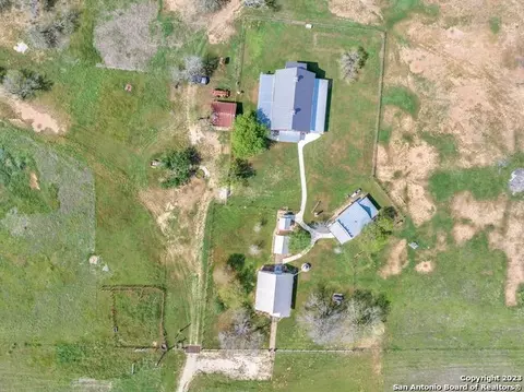 View/Area - 16547 E Gable Rd, Saint Hedwig, TX 78152 photo 4 of 7