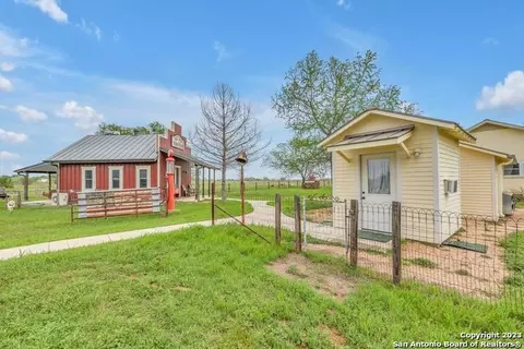 Other - 16547 E Gable Rd, Saint Hedwig, TX 78152 photo 9 of 20