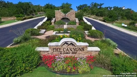 10903 Nina Rdg, San Antonio, TX 78255