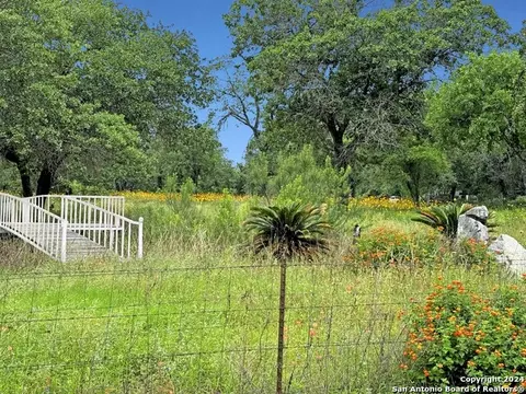 1310 Blue Quail, Lytle, TX 78052 photo 1