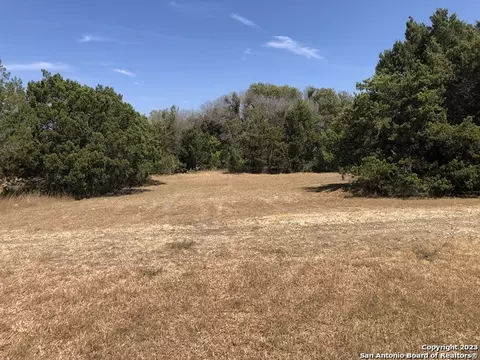 4200 Bell Ln, Selma, TX 78154