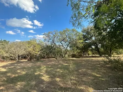 000 Adkins-st Hedwig Rd, Saint Hedwig, TX 78152