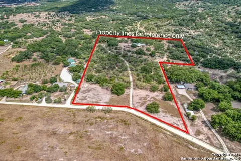 1482 Flat Rock Cir, Leakey, TX 78873 | 34 Photos - Movoto