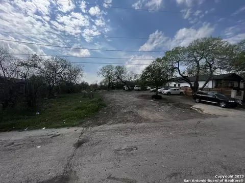 602 F St, San Antonio, TX 78220