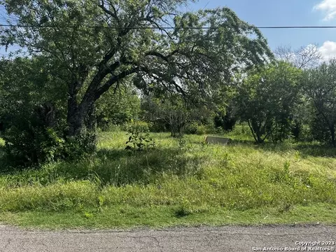 438 Hampton St, San Antonio, TX 78220