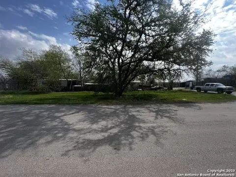 603 F St, San Antonio, TX 78220