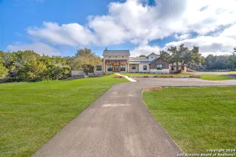 350 Rodeo Dr, Spring Branch, TX 78070 | 49 Photos - Movoto