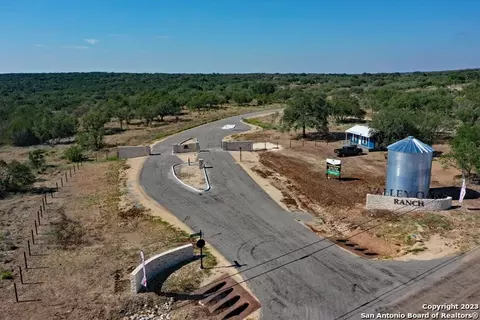 lot13 Grand Rnch, Hondo, TX 78861