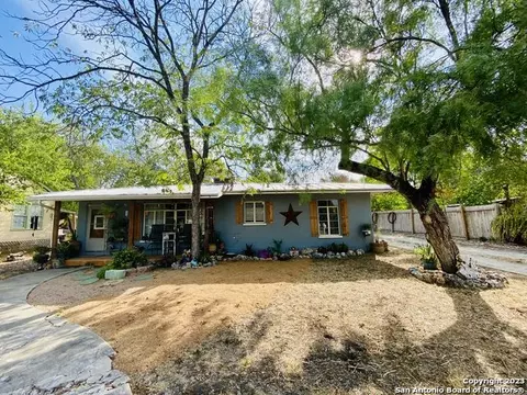 702 Everest Ave, San Antonio, TX 78209