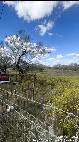146 Cr 6847, Lytle, TX 78052 photo 1