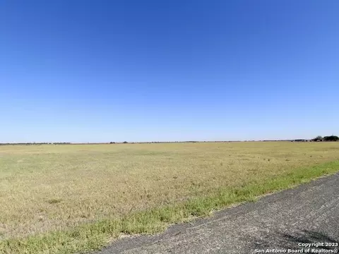 00 County Road 5717, Devine, TX 78016 photo 5