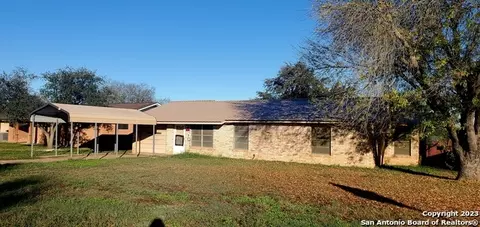 602 Leona, Cotulla, TX 78014 photo 1