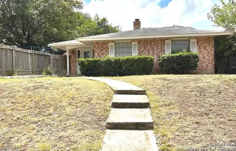 6216 Rue Marielyne St, Leon Valley, TX 78238