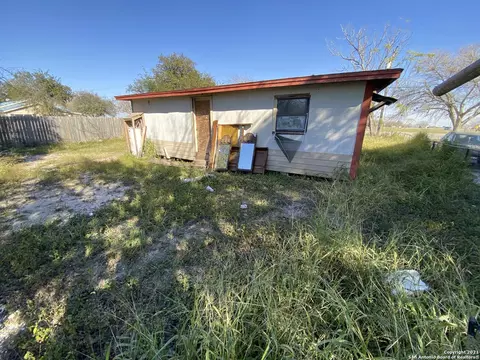509 N State Highway 359, Mathis, TX 78368 photo 4