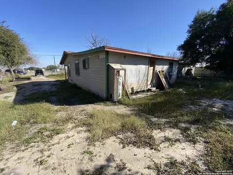 509 N State Highway 359, Mathis, TX 78368 photo 3