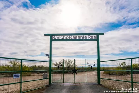 1 Fm 334, Brackettville, TX 78832