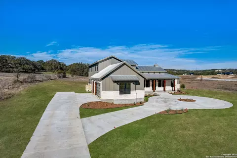 748 Annabelle Ave, Bulverde, TX 78163