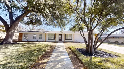 11214 Janet Lee Dr, San Antonio, TX 78230