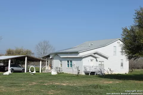 20755 Morin Rd, Von Ormy, TX 78073 photo 1
