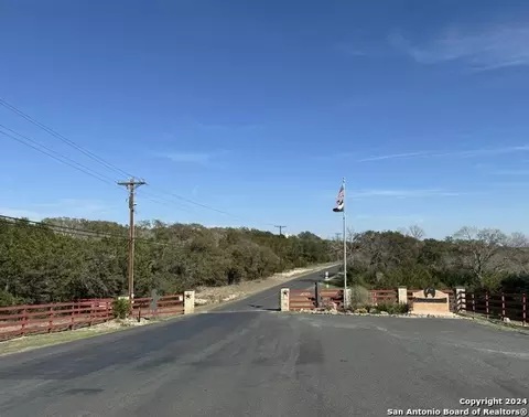 129 Stallion Ests, Spring Branch, TX 78070