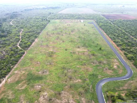 tbd Desert Willow Dr, Hondo, TX 78861