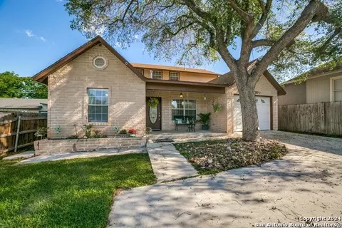 1131 Alametos, San Antonio, TX 78201