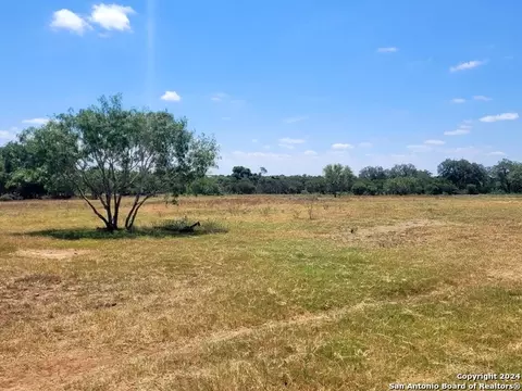 lot4 Of 7 Bar R Ln, Floresville, TX 78114