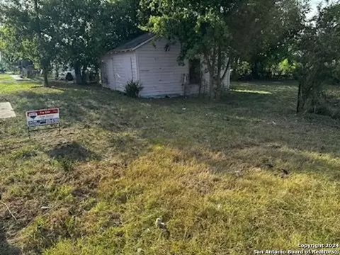 300 Virginia Blvd, San Antonio, TX 78210
