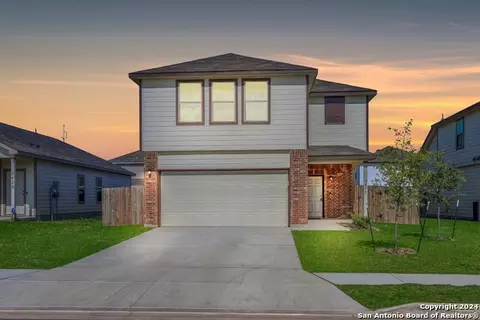 2425 Marty Way, Seguin, TX 78155