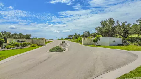 2118 Alto Lago, Canyon Lake, TX 78133