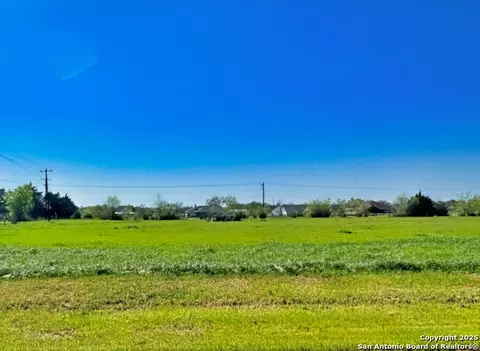 9867 Panther Creek Dr, Iola, TX 77861