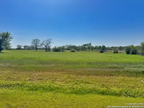 10237 Panther Creek Dr, Iola, TX 77861