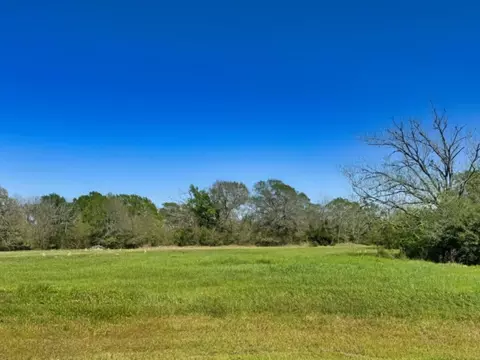 10270 Panther Creek Dr, Iola, TX 77861