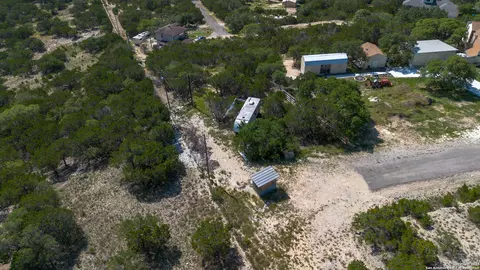109 Scenic Harbour, Lakehills, TX 78063