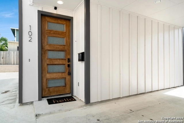 230 Lucas St Unit 102  