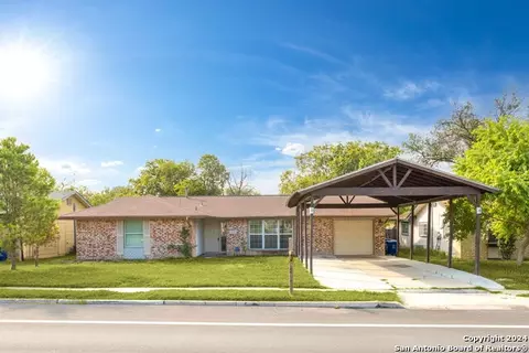 5986 Midcrown Dr, San Antonio, TX 78218