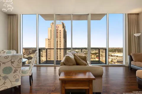 610 E Market St #2510, San Antonio, TX 78205