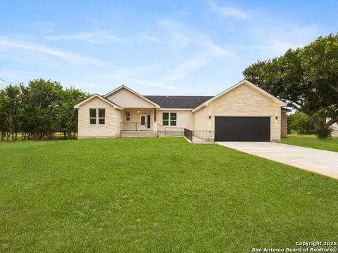 7022 Circle Oak Dr, Bulverde, TX 78163