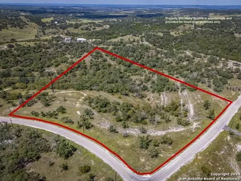 lot49 Twisted Oak, Blanco, TX 78606