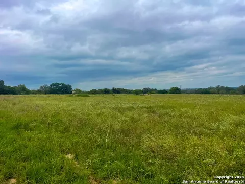 140 Lone Star Dr, Poteet, TX 78065