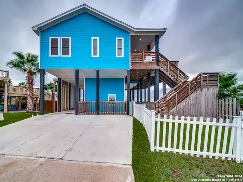 610 Sand Dollar Cir, Port Aransas, TX 78373