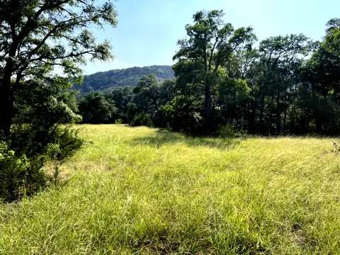 2150 The Low Rd, San Marcos, TX 78666