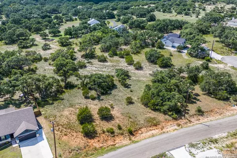 114 Peter Kleid Loop, Blanco, TX 78606 photo 6